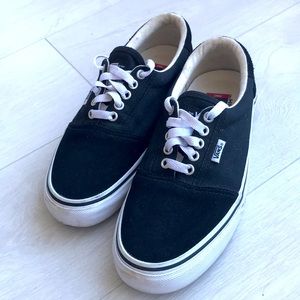 Black Vans Ultracush - Mens 6.5